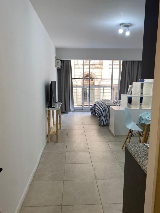 Viamonte * Ciudad Autónoma de Buenos Aires